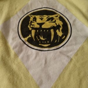 Saber tooth  yellow tank power rangers .